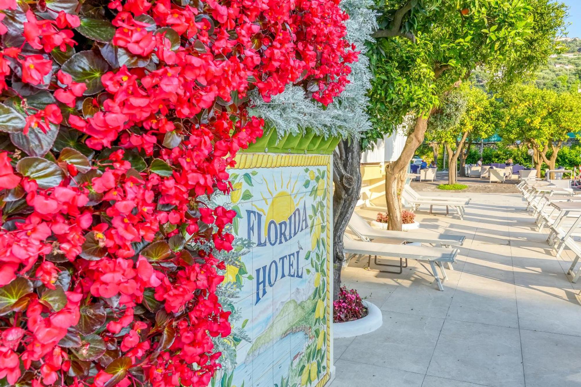 Hotel Florida ซอร์เรนโต ภายนอก รูปภาพ